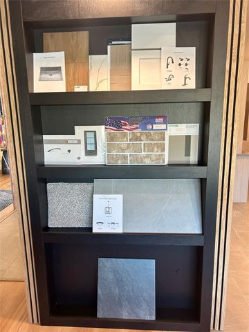 802 Vizsla Court, Montgomery, TX 77316