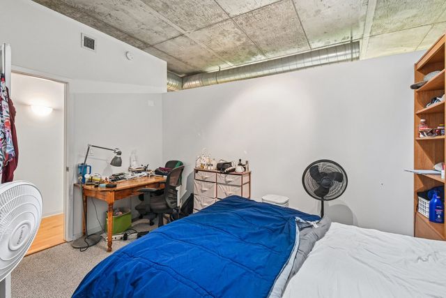 807 Davis Street 314, Evanston, IL 60201