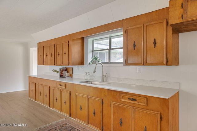 711 N Deshotels Avenue Avenue, Kaplan, LA 70548