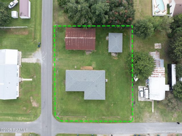 711 N Deshotels Avenue Avenue, Kaplan, LA 70548