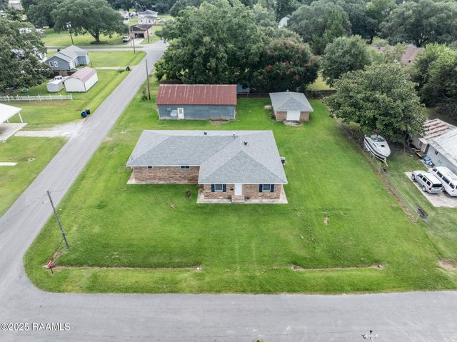 711 N Deshotels Avenue Avenue, Kaplan, LA 70548