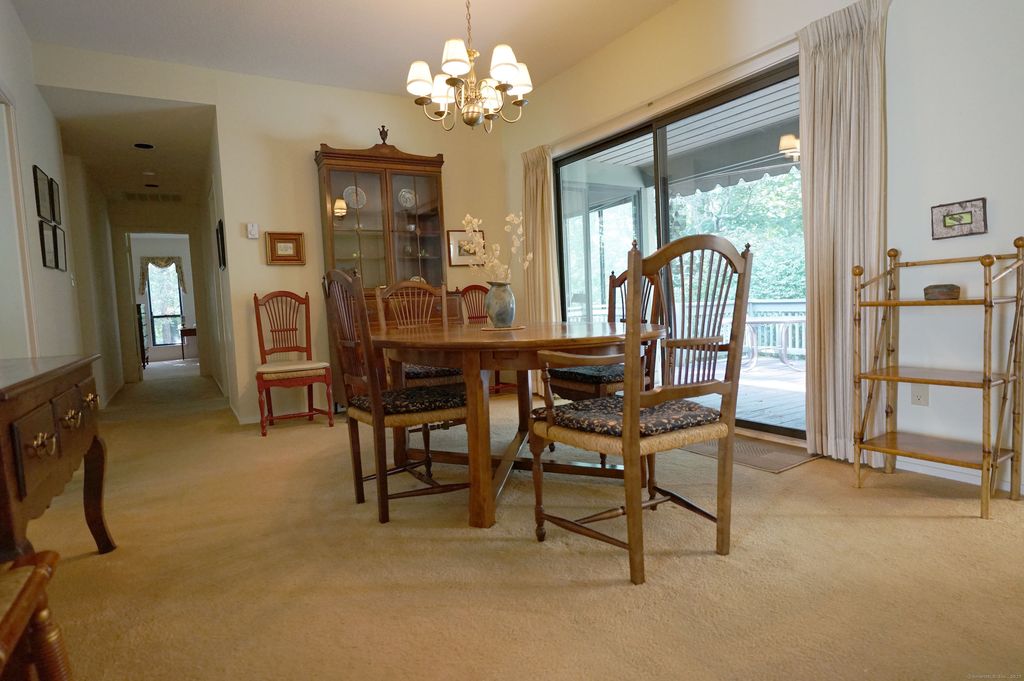 12 Heritage Crest Drive C, Southbury, CT 06488