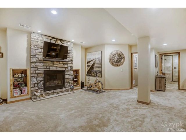 4809 Brumby Ln, Fort Collins, CO 80524