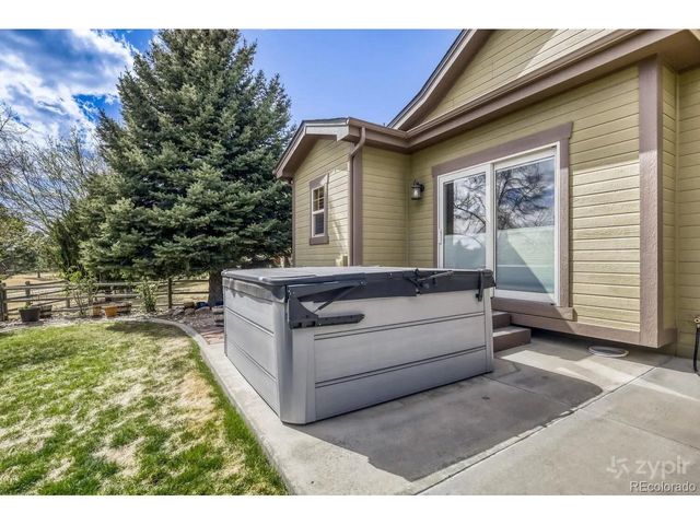 4809 Brumby Ln, Fort Collins, CO 80524