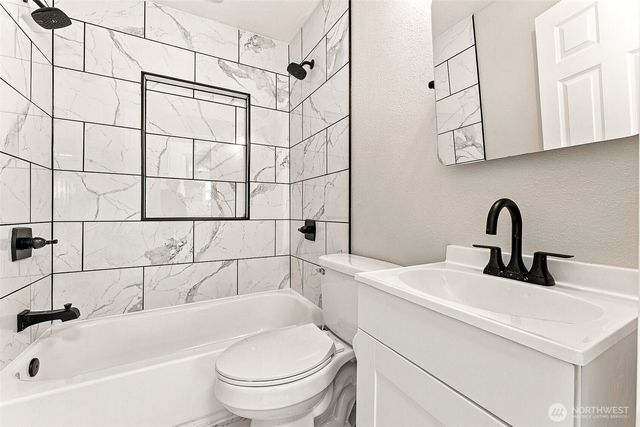 1435 Garrison Avenue, Port Orchard, WA 98366