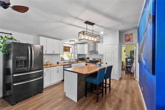 265 County Road 3211, Orange Grove, TX 78372