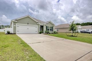 211 Seasons Trace Loop, Longs, SC 29568