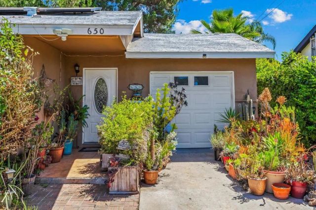 650 Begonia Street, Escondido, CA 92027