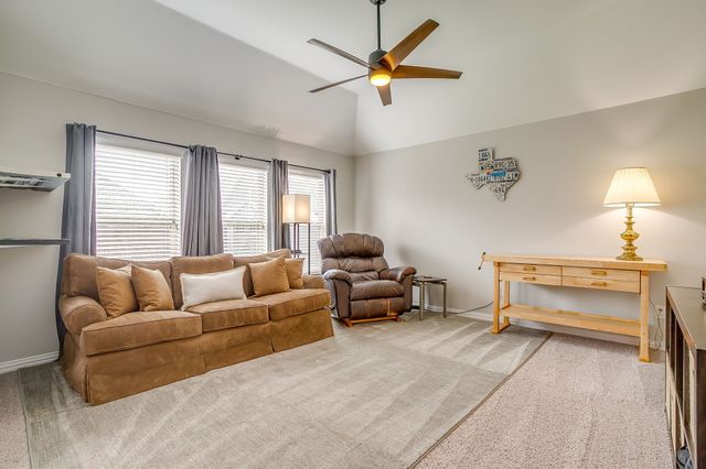 2721 Buffalo Run, Burleson, TX 76028