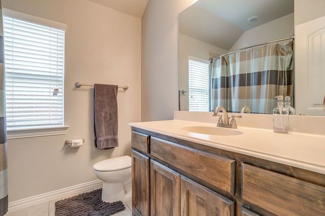 2721 Buffalo Run, Burleson, TX 76028