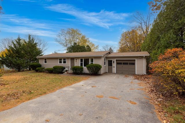 4 Barry Street, Dover, NH 03820