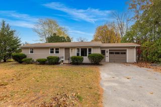 4 Barry Street, Dover, NH 03820