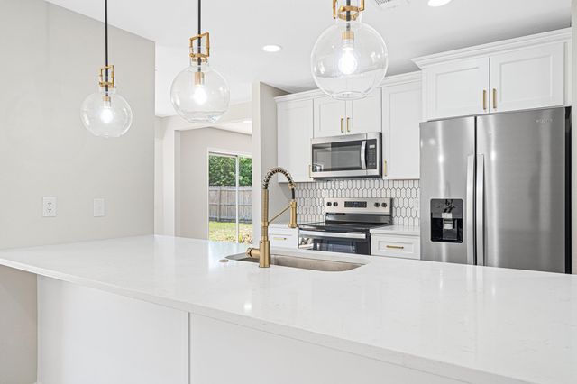 100 Lincolnshire Drive, Niceville, FL 32578