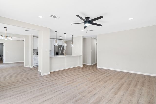 100 Lincolnshire Drive, Niceville, FL 32578