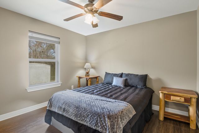 691 COUNTY ROAD 1464, Hughes Springs, TX 75656