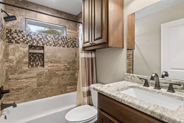 691 COUNTY ROAD 1464, Hughes Springs, TX 75656