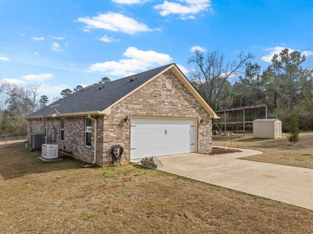 691 COUNTY ROAD 1464, Hughes Springs, TX 75656