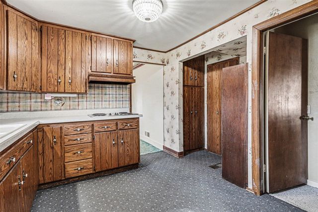 824 Forest Drive, Portage, MI 49002