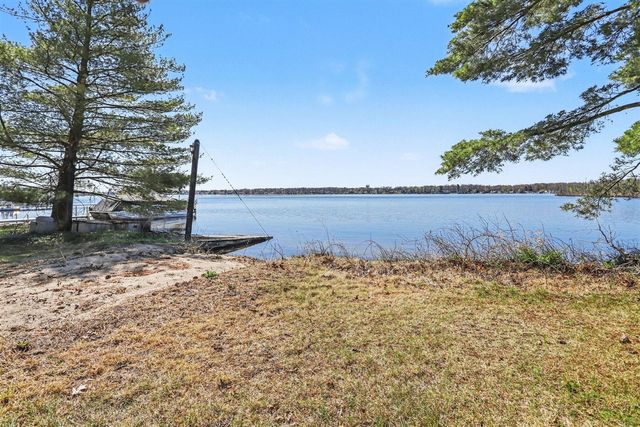 824 Forest Drive, Portage, MI 49002