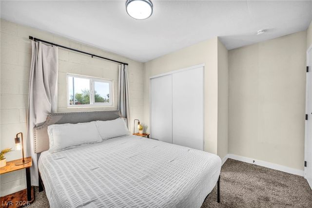 913 De Met Drive, Las Vegas, NV 89119