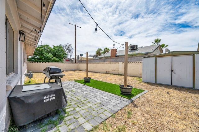 913 De Met Drive, Las Vegas, NV 89119