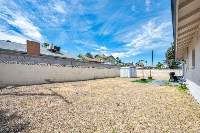 913 De Met Drive, Las Vegas, NV 89119