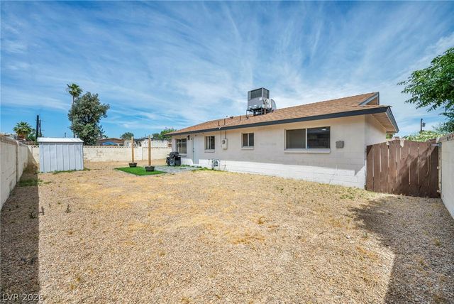 913 De Met Drive, Las Vegas, NV 89119