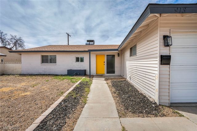 913 De Met Drive, Las Vegas, NV 89119