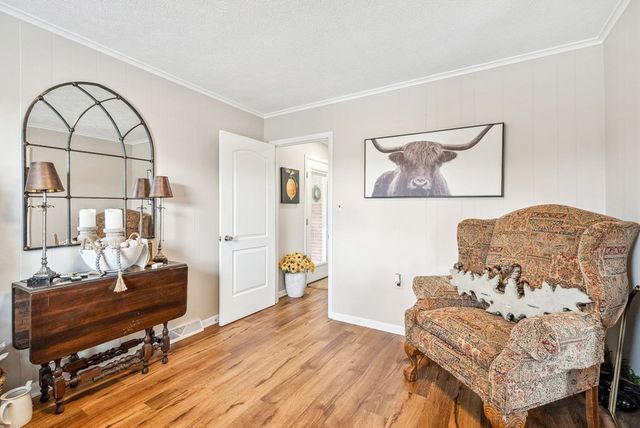 1701 Parkview Dr, Hopkinsville, KY 42240