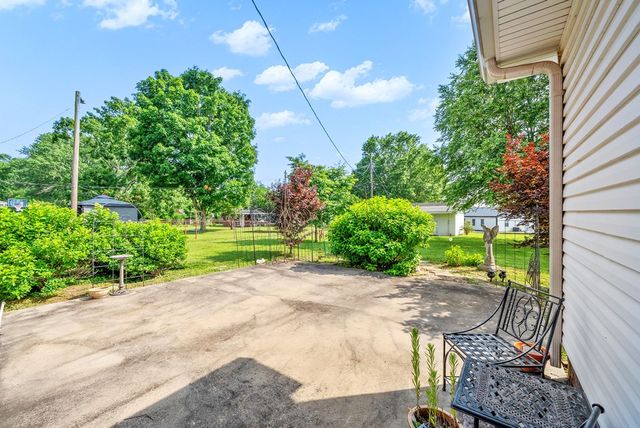 1701 Parkview Dr, Hopkinsville, KY 42240