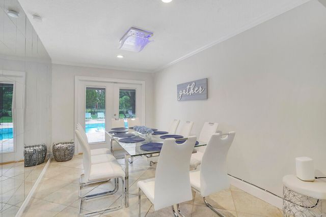 166 Old Country Road S, Wellington, FL 33414