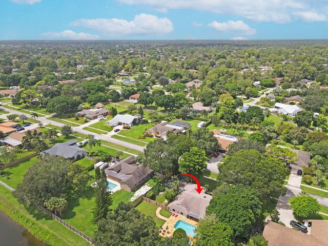 166 Old Country Road S, Wellington, FL 33414