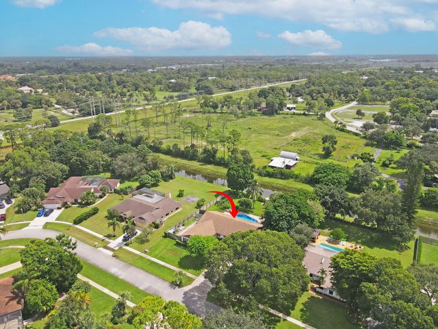 166 Old Country Road S, Wellington, FL 33414