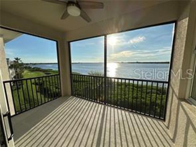 1030 TIDEWATER SHORES LOOP 402, Bradenton, FL 34208