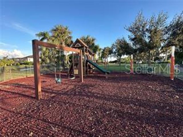 1030 TIDEWATER SHORES LOOP 402, Bradenton, FL 34208