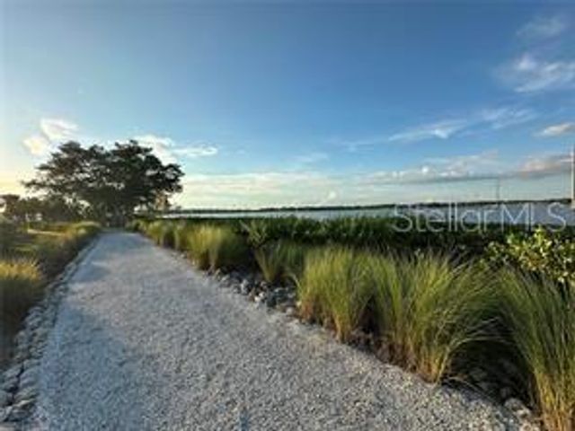 1030 TIDEWATER SHORES LOOP 402, Bradenton, FL 34208