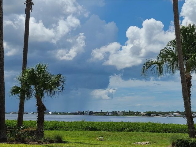 1030 TIDEWATER SHORES LOOP 402, Bradenton, FL 34208