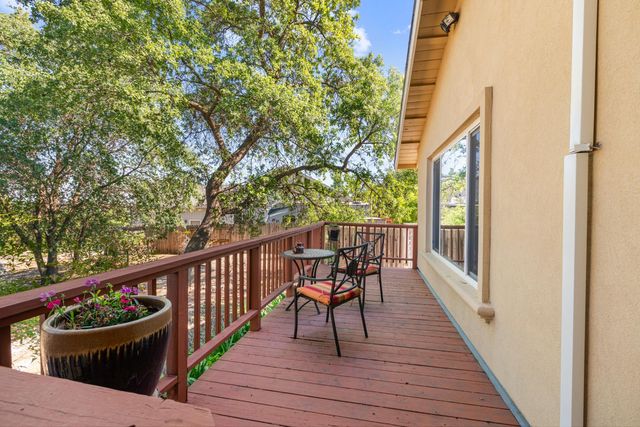 2503 Knollwood Dr, Cameron Park, CA 95682