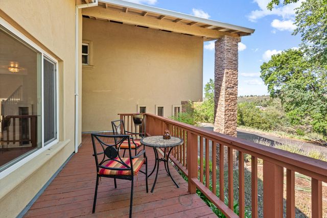2503 Knollwood Dr, Cameron Park, CA 95682