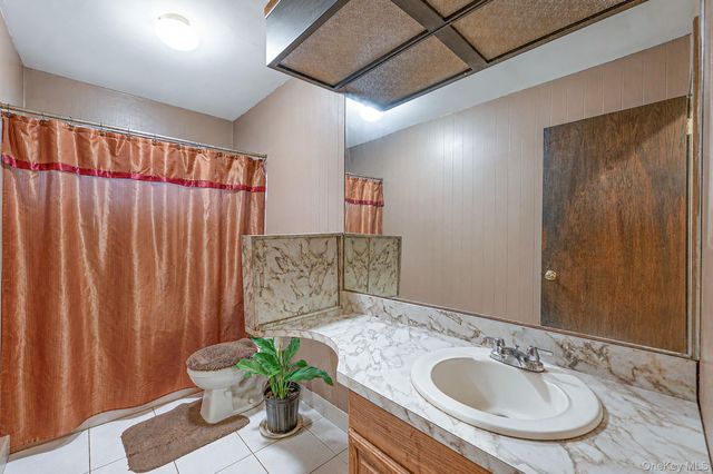 119 Chanel Drive E, Shirley, NY 11967