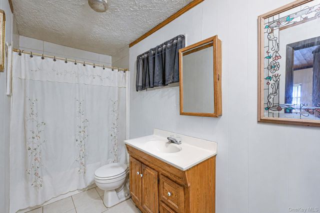 119 Chanel Drive E, Shirley, NY 11967