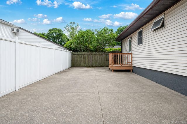 119 Chanel Drive E, Shirley, NY 11967