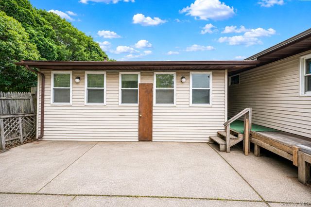 119 Chanel Drive E, Shirley, NY 11967