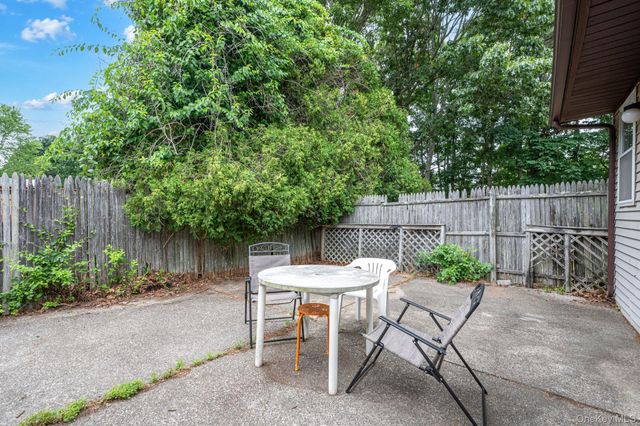119 Chanel Drive E, Shirley, NY 11967