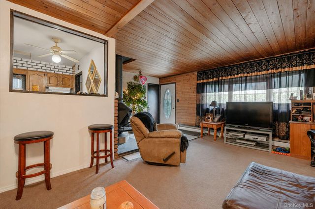 119 Chanel Drive E, Shirley, NY 11967