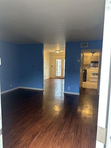 370 Wallace Rd Apt G3, Nashville, TN 37211