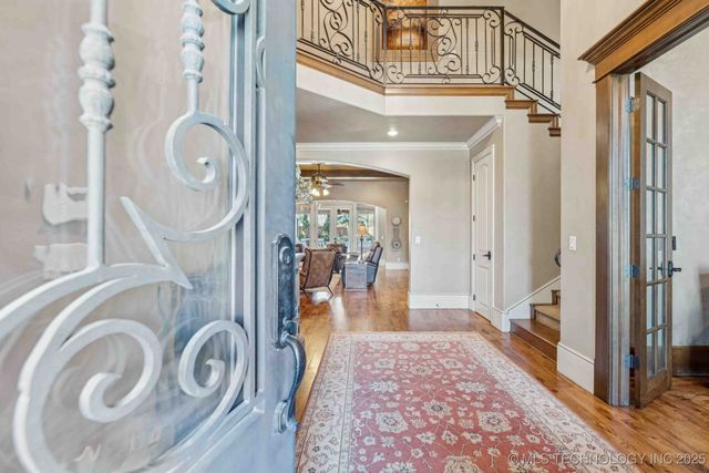 8010 S Guthrie Court, Tulsa, OK 74132