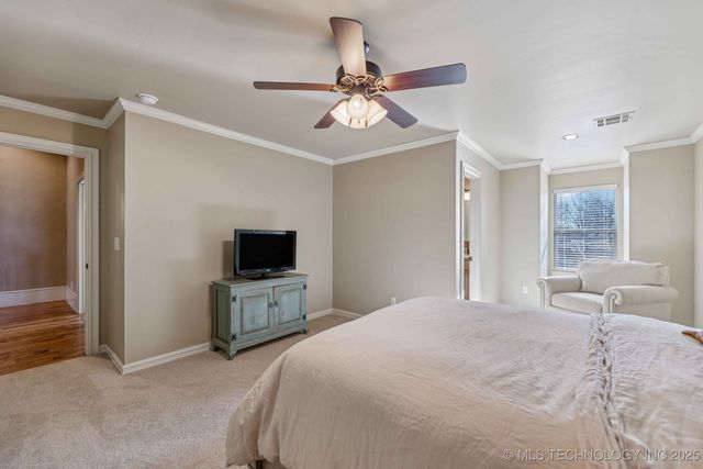 8010 S Guthrie Court, Tulsa, OK 74132