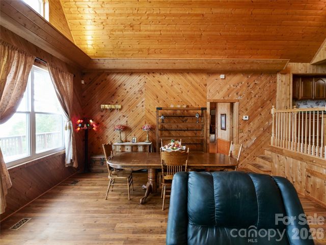 386 Arrowhead Trail, Columbus, NC 28722