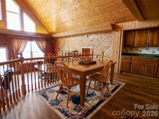 386 Arrowhead Trail, Columbus, NC 28722